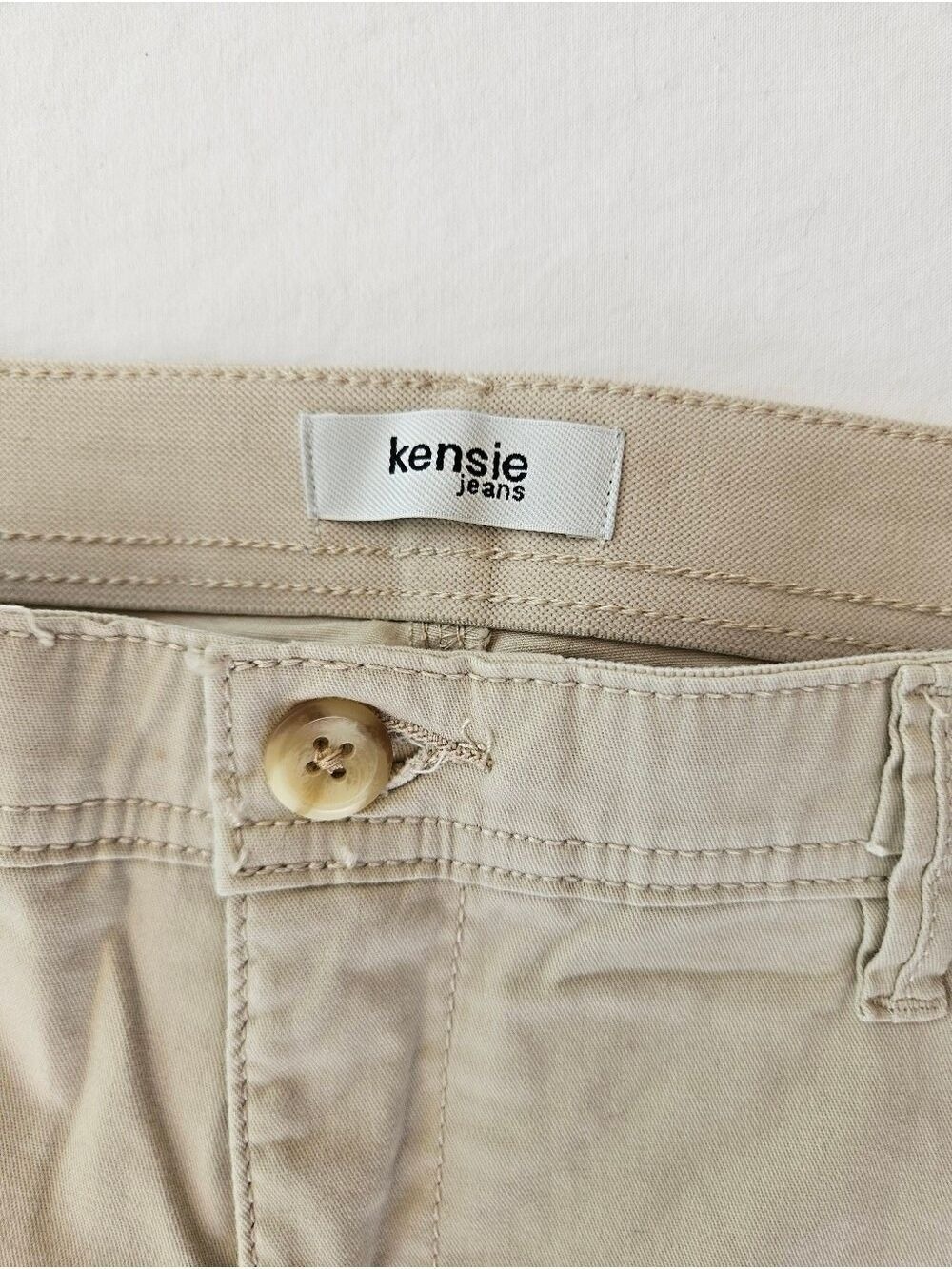 Kensie Jeans Beige Mid-Rise Chino Trousers NWT Size 6 Ankle Crop Pants Stretch - Picture 5 of 9